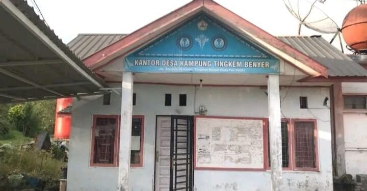 Reje Kampung Tingkem Benyer Diduga Diskriminatif, Pemutusan Air Bersih Dinilai Tidak Adil