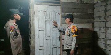 Polsek Ukui Gelar Grebek Sahur, Bangunkan Warga dan Pererat Silaturahmi di Bulan Ramadhan