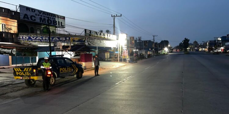 Polsek Pangkalan Kuras Gelar Patroli Subuh, Antisipasi Balap Liar dan C3