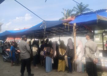 Polsek Kerumutan Gelar Tertib Ramadhan dan Atur Lalu Lintas di Pasar Bukit Lembah Subur
