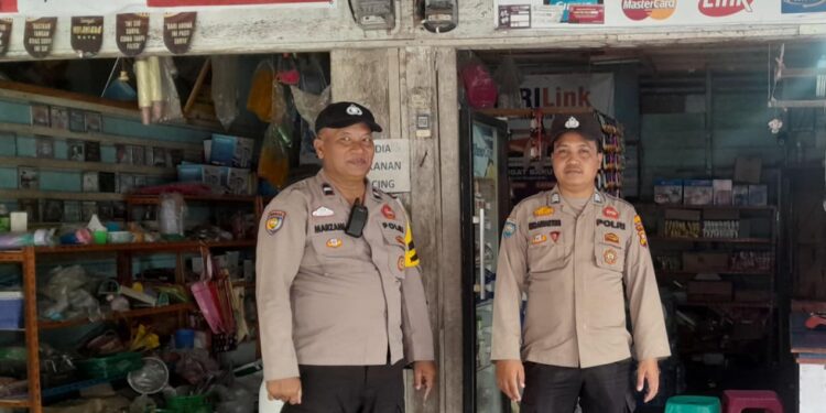 Polsek Kuala Kampar Gelar KRYD, Patroli Objek Vital dan Pertokoan