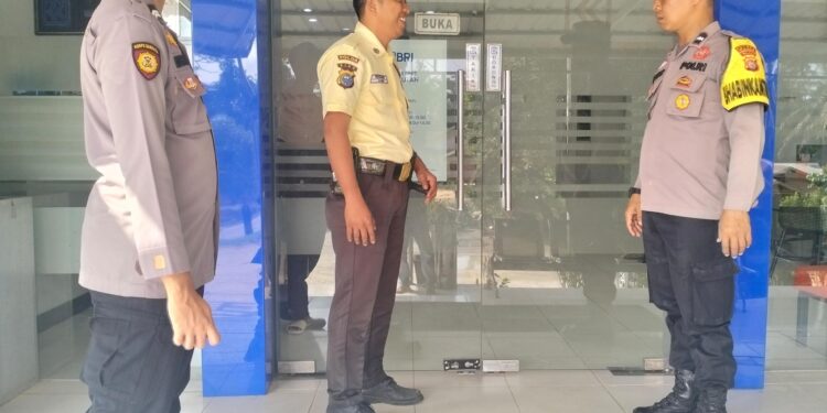 Polsek Kerumutan Gelar Patroli KRYD, Antisipasi Kejahatan C3 di Pusat Keramaian