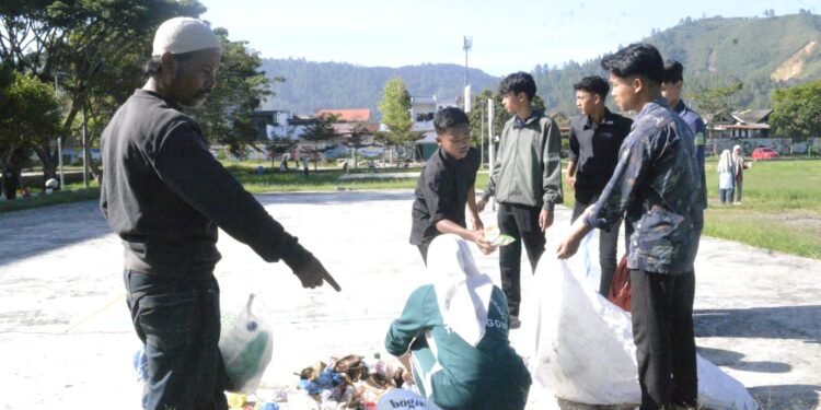 LIPGA Dan PROSAT Kembali Melakukan Gerakan Pungut Sampah (GPS)