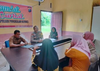 Jumat Curhat di Kuala Terusan, Polisi Ajak Warga Waspada dan Titipkan Kendaraan Saat Mudik