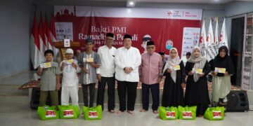 PMI Jakarta Pusat Salurkan 600 Paket Bantuan Program “Bakti PMI Ramadhan Peduli”