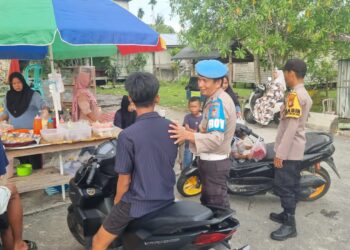 Polsek Teluk Meranti Gelar Pengamanan dan Gatur Lalin Pasar Ramadhan