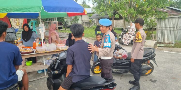 Polsek Teluk Meranti Gelar Pengamanan dan Gatur Lalin Pasar Ramadhan