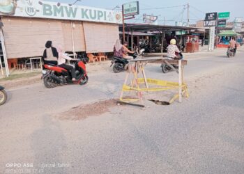 Hampir Lima Bulan Jalan Rusak Akibat Banjir, Masyarakat Meragukan Komitmen PT PGE 