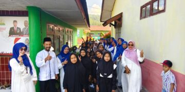 Gapai Keberkahan Bulan Ramadan, SD Negeri 3 Lut Tawar Berbagi Takjil