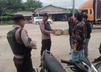 Polsek Ukui Laksanakan Patroli dan Edukasi Kamtibmas kepada Masyarakat