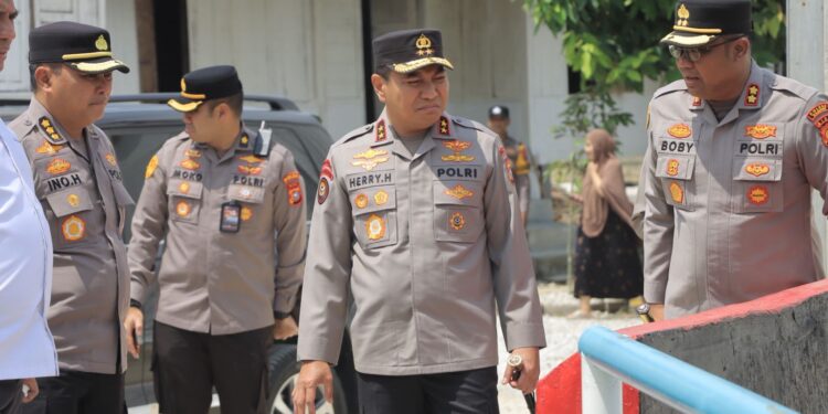 Kapolda Riau Tinjau Kesiapan Jembatan Merah Putih Menuju Peresmian Kapolri