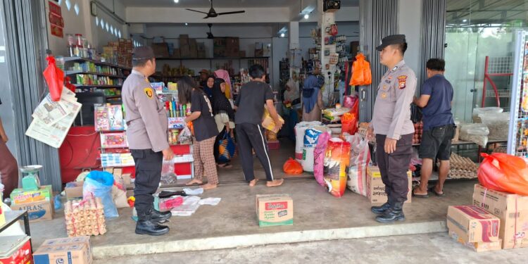 Polsek Kuala Kampar Gelar Patroli KRYD, Antisipasi Kejahatan C3 di Tempat Keramaian