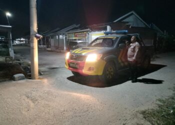 Polsek Pangkalan Kerinci Gelar Himbauan Sahur Ramadhan di Permukiman Warga