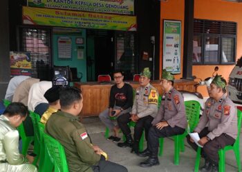 Polsek Pangkalan Lesung Gelar Jumat Curhat, Warga Genduang Bahas Karhutla hingga Penipuan Online