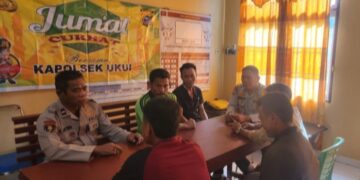 Polsek Ukui Gelar Jumat Curhat, Tampung Aspirasi dan Sampaikan Pesan Kamtibmas kepada Masyarakat
