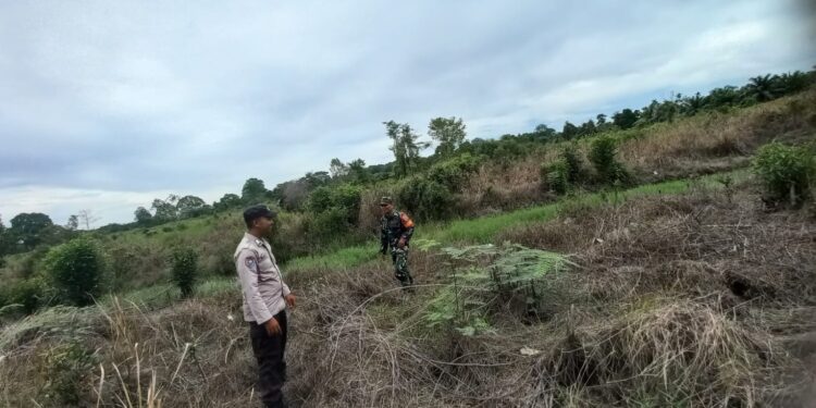Polsek Langgam Perkuat Sinergitas dengan TNI Melalui Silaturahmi di Koramil 09