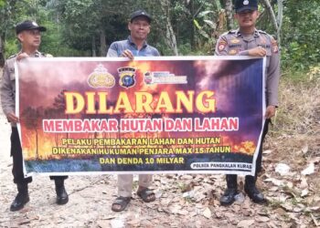 Polsek Pangkalan Kuras Sosialisasikan Pencegahan Karhutla kepada Warga Sorek Satu