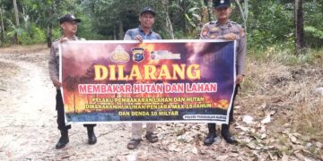 Polsek Pangkalan Kuras Sosialisasikan Pencegahan Karhutla kepada Warga Sorek Satu