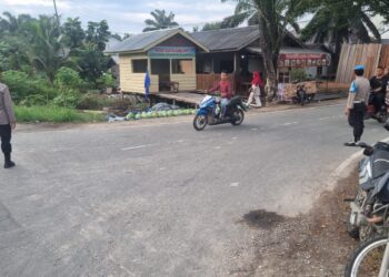 Polsek Teluk Meranti Atur Lalu Lintas di Pasar Ramadhan
