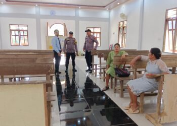 Polsek Pangkalan Lesung Gelar Program Minggu Kasih, Sampaikan Pesan Kamtibmas kepada Jemaat Gereja