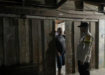 Polsek Kerumutan Gelar Grebek Sahur, Warga Dibangunkan untuk Menjalankan Ibadah Puasa