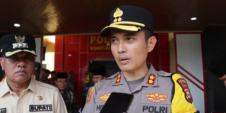 Polres Kuantan Singingi Sediakan Layanan Penitipan Kendaraan untuk Pemudik