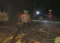 Rumah Warga di Bandar Petalangan Terbakar, Polisi dan Damkar Sigap Padamkan Api