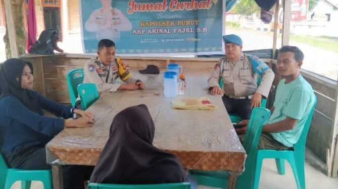 Polsek Bunut Ajak Warga Cegah Narkoba dan Judi Online Lewat Jumat Curhat