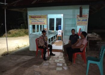 Polsek Pangkalan Kerinci Cek Pos Kamling, Perkuat Harkamtibmas di Permukiman Warga