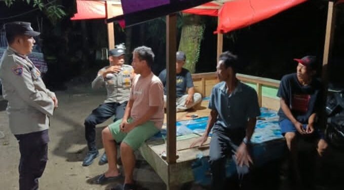 Polsek Bunut Tingkatkan Harkamtibmas, Lakukan Pengecekan Pos Kamling dan Patroli Malam