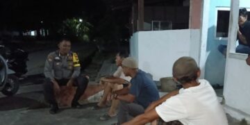 Polsek Kerumutan Cek Pos Kamling, Tingkatkan Keamanan dan Kepercayaan Masyarakat