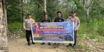 Polsek Pangkalan Lesung Patroli Karhutla, Sosialisasikan Larangan Membakar Lahan