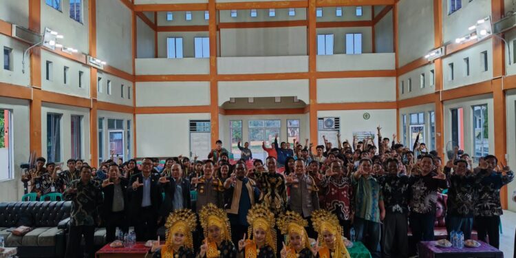 Polsek Ukui Hadiri Pembukaan Perkemahan Pemuda GGP, Dukung Generasi Muda dan Program Green Policing