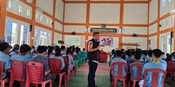 Polsek Ukui Berikan Sosialisasi Bahaya Narkotika kepada Pemuda Gereja GGP se-Kabupaten Pelalawan