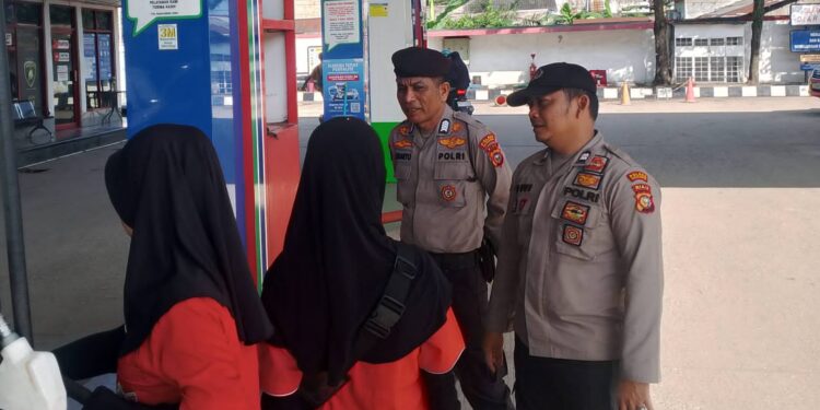 Patroli Polsek Pangkalan Kerinci, Aktivitas di Swalayan dan SPBU Terpantau Aman