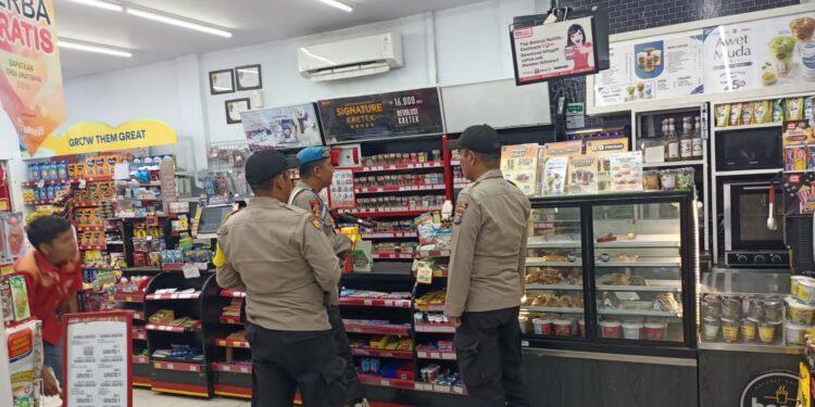 Patroli Malam, Polsek Pangkalan Kerinci Intensif Cegah Aksi C3