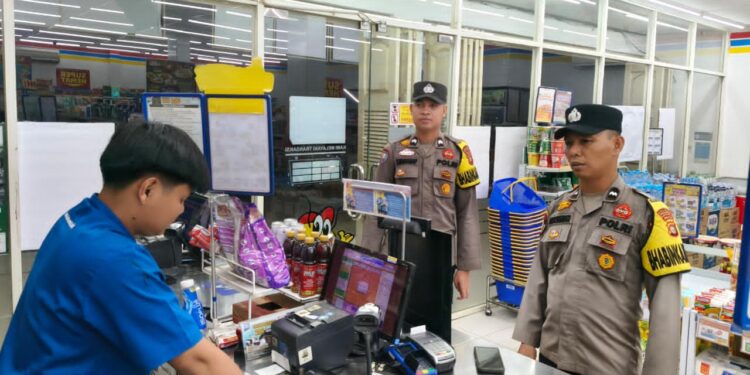 Polsek Kerumutan Gelar Patroli Rutin Malam Cegah Kejahatan C3 dan Balap Liar