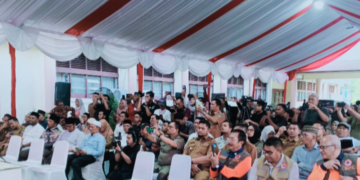 Pemko Langsa hari ini telah membagikan bantuan kepada 1.326 unit rumah, yang terdiri dari 780 unit rusak ringan dan 546 unit rusak sedang.