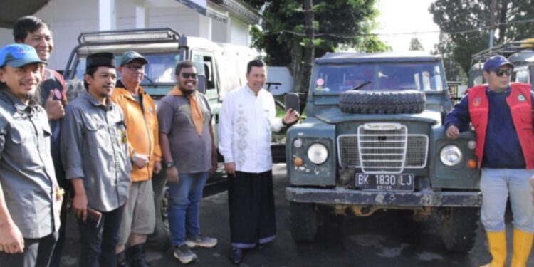 Bupati Aceh Tengah Terima Audiensi Relawan Kebencanaan Bandung