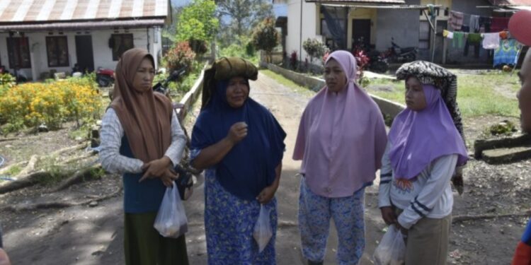 Tak Menyerah Pada Bencana, Masyarakat Bintang Pepara Bangkit Jadi Buruh Harian