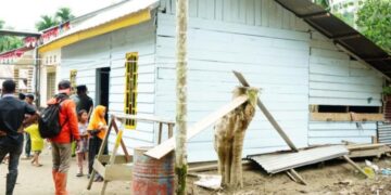 Bupati Haili Yoga Tinjau Contoh Huntara Mandiri di Reje Payung