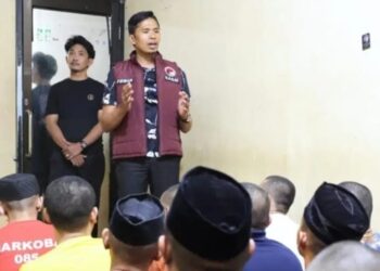 Buka Puasa Dengan Tahanan: Iptu Firman Berikan Sentuhan Humanis