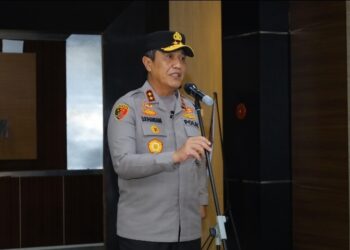 Kapolda Sulsel Pimpin Apel Bersama Dirangkaikan Halal Bihalal