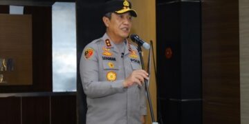 Kapolda Sulsel Pimpin Apel Bersama Dirangkaikan Halal Bihalal