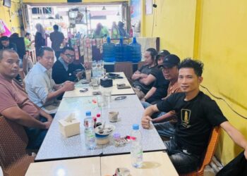 Solidaritas Wartawan Dan Mahasiswa Segera Cabut Dua Dokumen RJ, Warning Keras Kalapas Pekanbaru