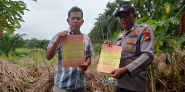 Polsek Kerumutan Gelar Patroli Karhutla dan Sosialisasi Maklumat Kapolda Riau ke Warga