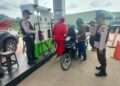 Polsek Ukui Gencar Patroli Obvit, Himbau Hemat Energi di SPBU dan Cegah Kejahatan Perbankan