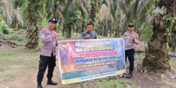 Polsek Pangkalan Lesung Patroli Karhutla, Sosialisasikan Larangan Membakar Lahan
