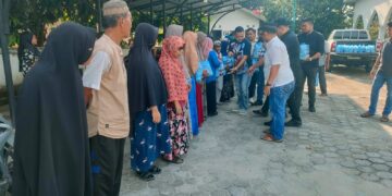 PT.Green Palma Riau Jaya Bersama Polsek kampar Bantu Warga Kurang Mampu dan Santunan Anak Yatim Berbagi Dalam Kegiatan”Jumat Berkah”
