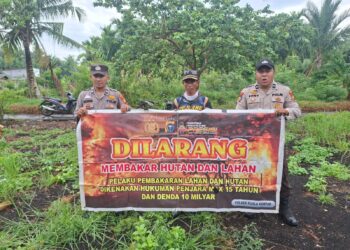 Polisi Sosialisasikan Maklumat Kapolda Riau Antisipasi Karhutla di Kuala Kampar